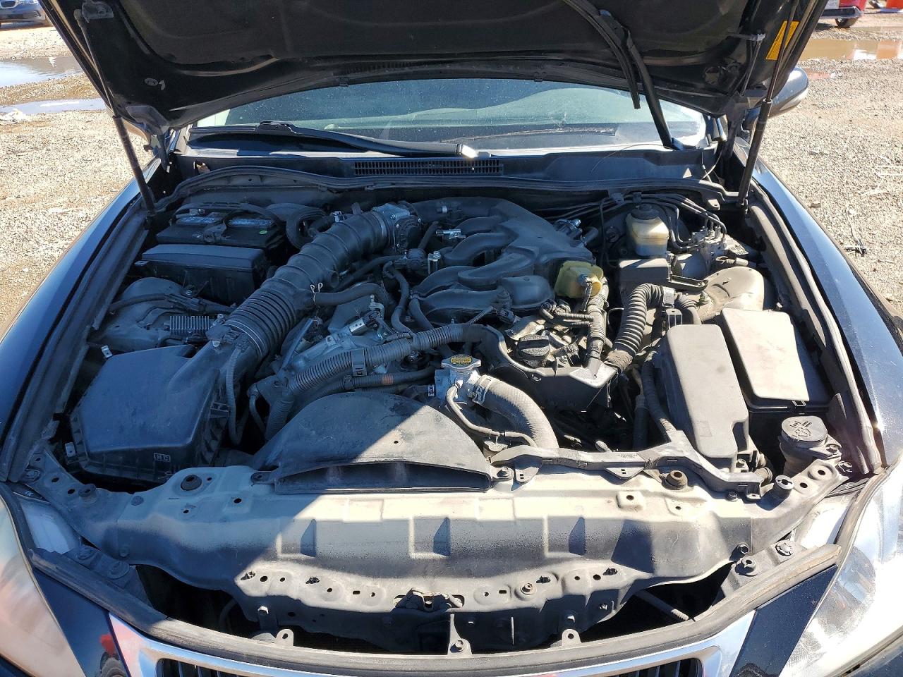 Lexus Is Base
