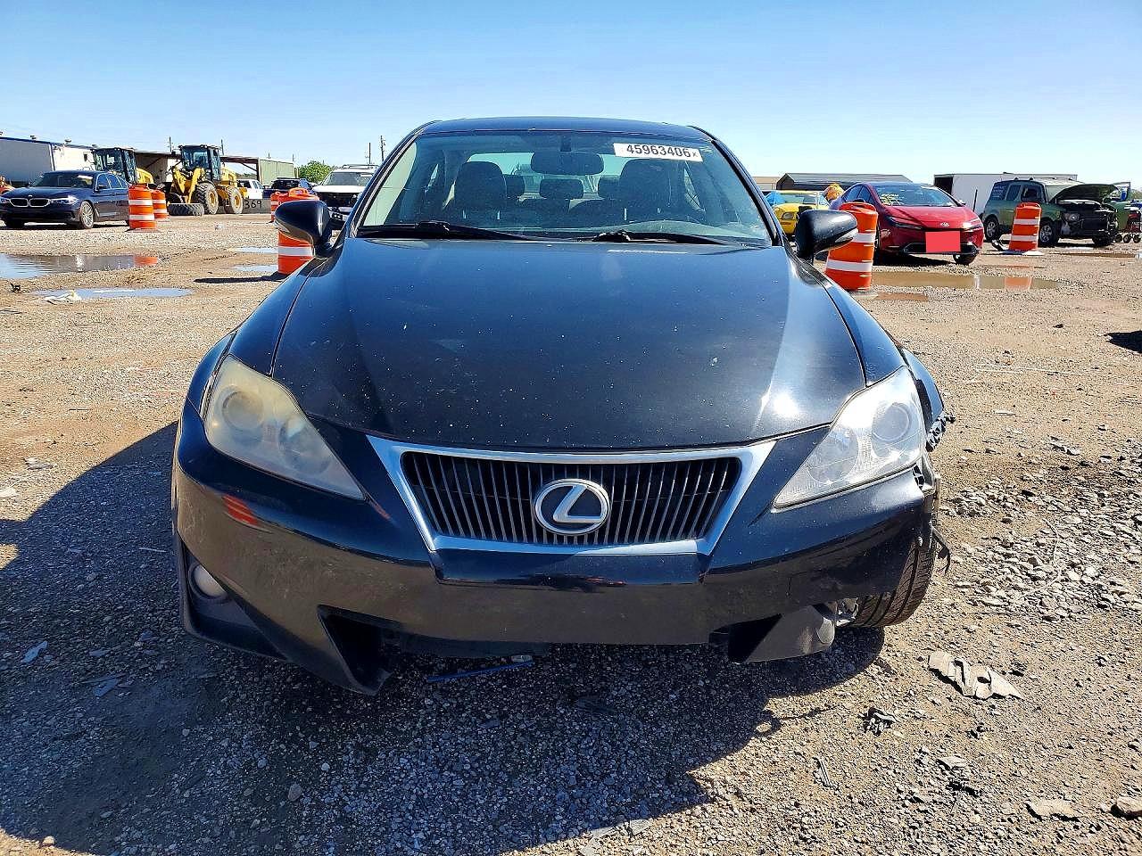 Lexus Is Base