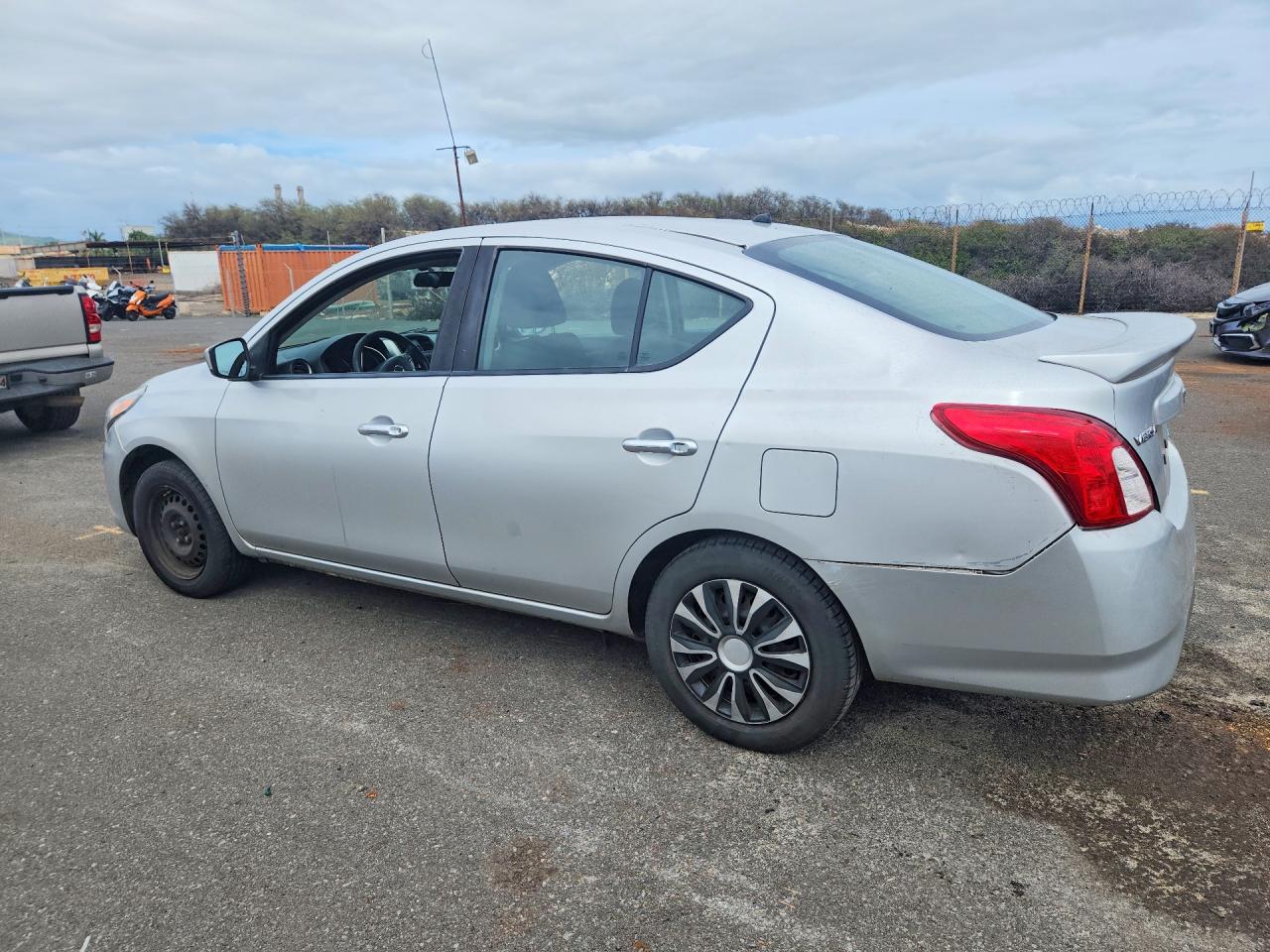 Nissan Versa 1.6 Sv