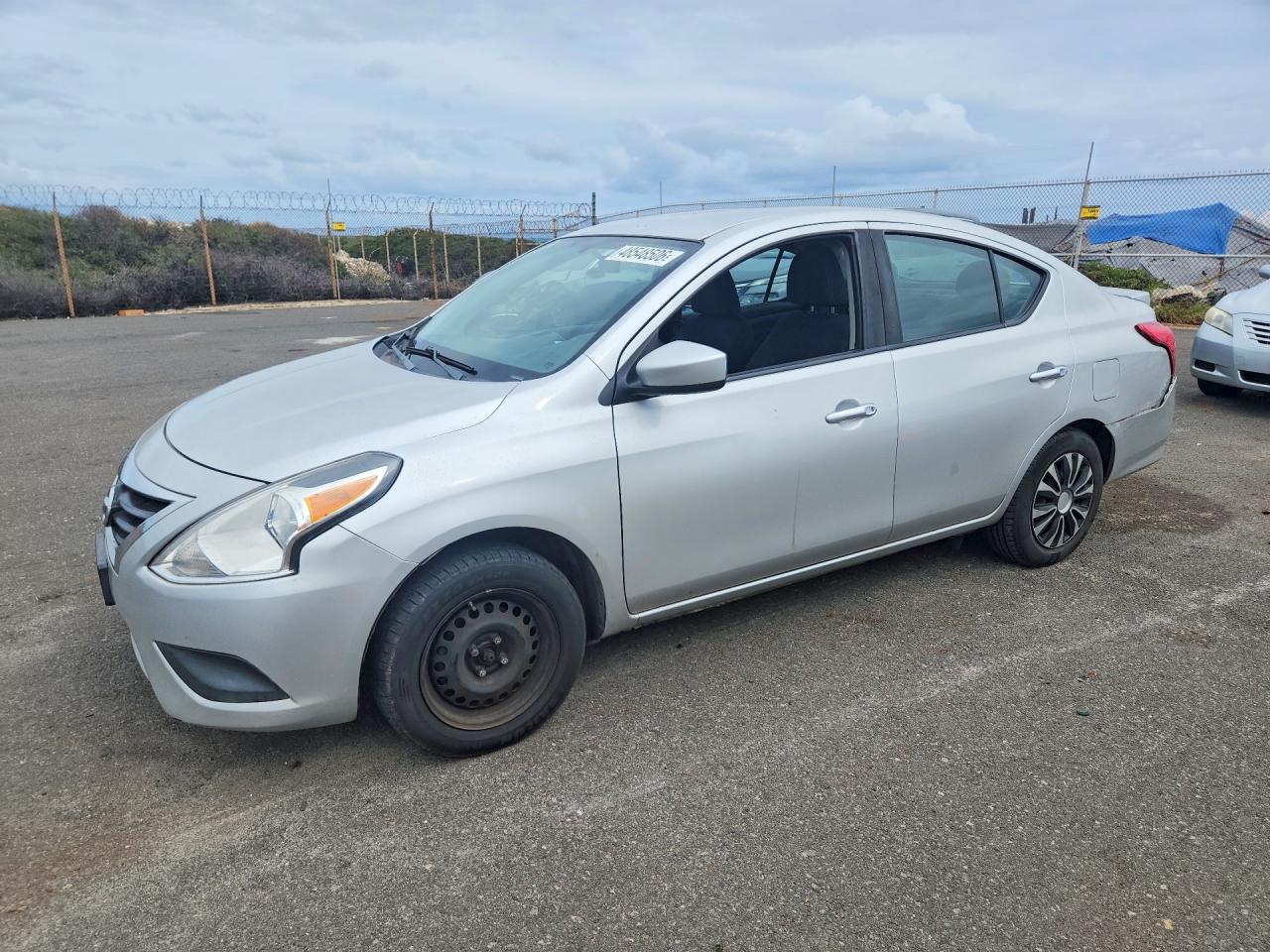 Salvage Nissan Versa Image
