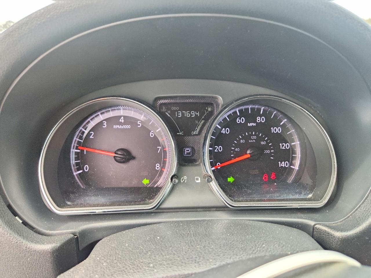 Nissan Versa 1.6 Sv