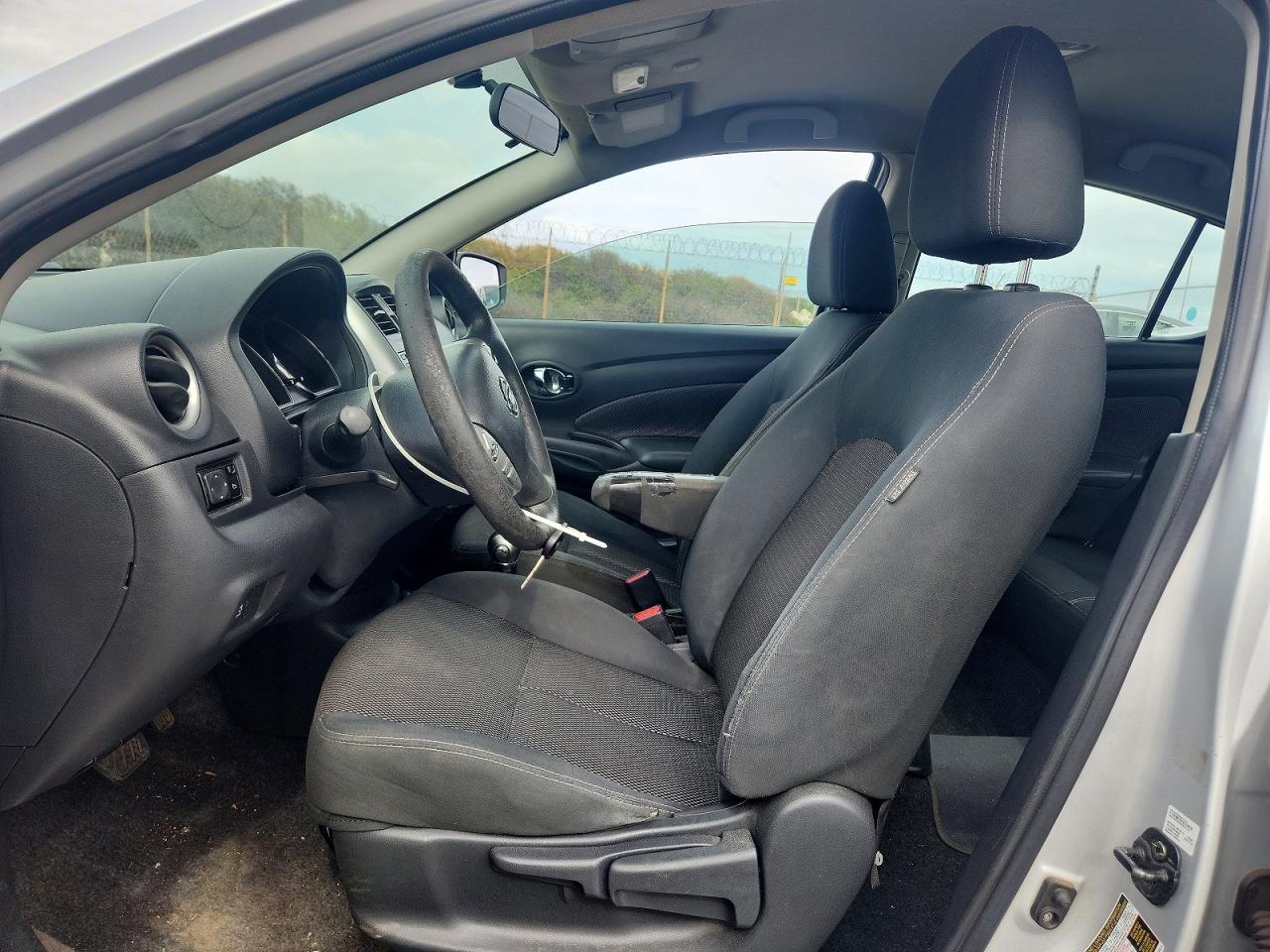 Nissan Versa 1.6 Sv
