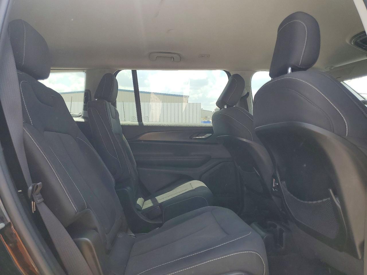 Jeep Cherokee L Laredo