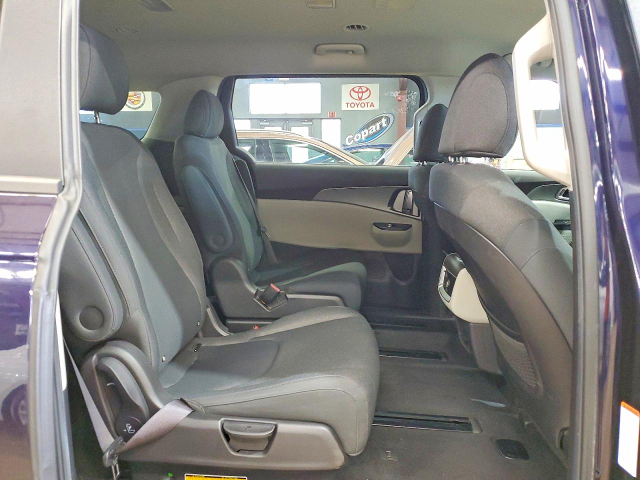 Kia Carnival Lx