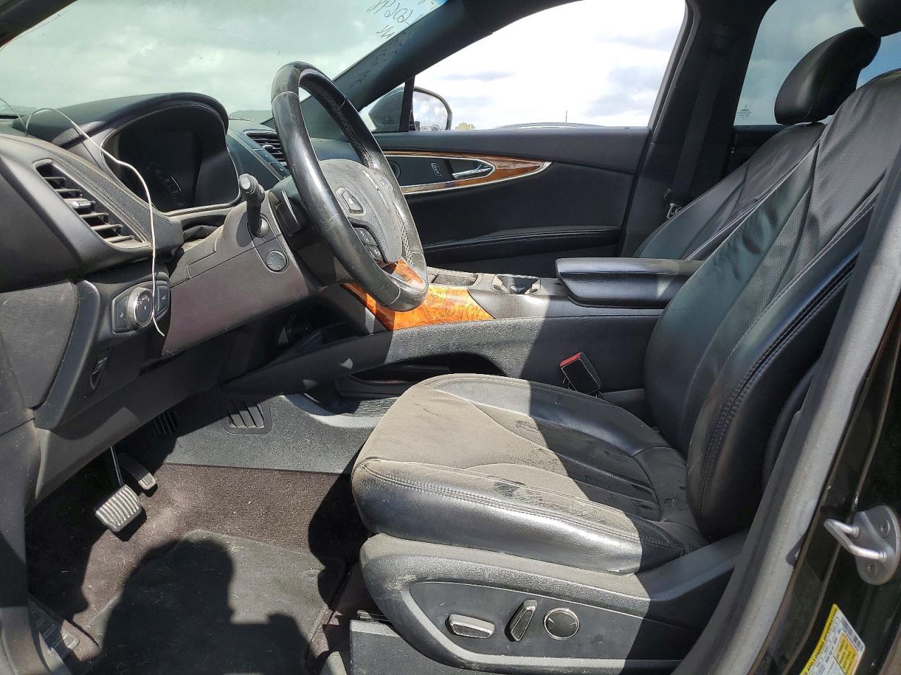 Lincoln MKX Reserve