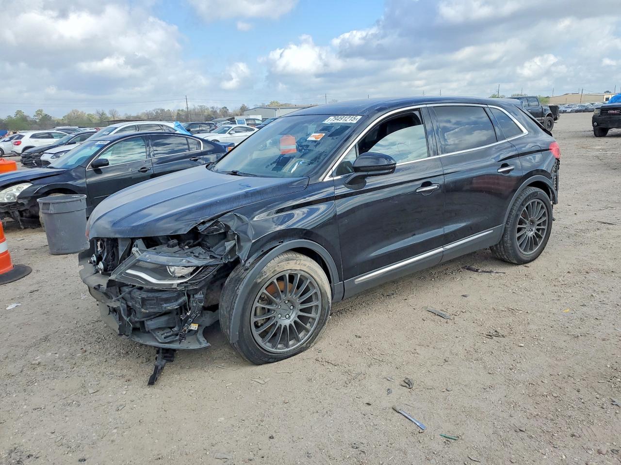 Salvage Lincoln MKX Image