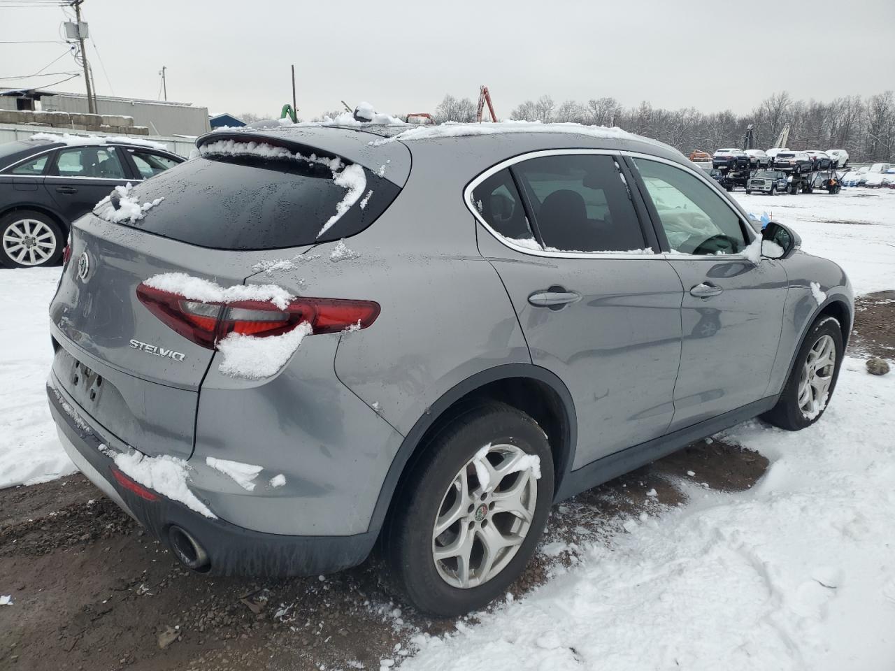 Alfa Romeo Stelvio Sport