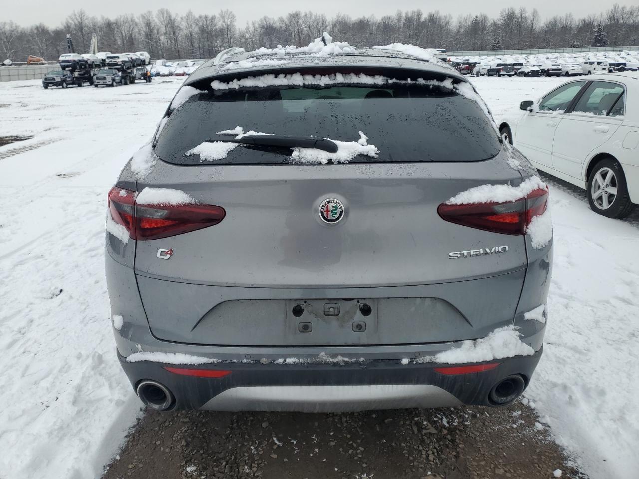 Alfa Romeo Stelvio Sport