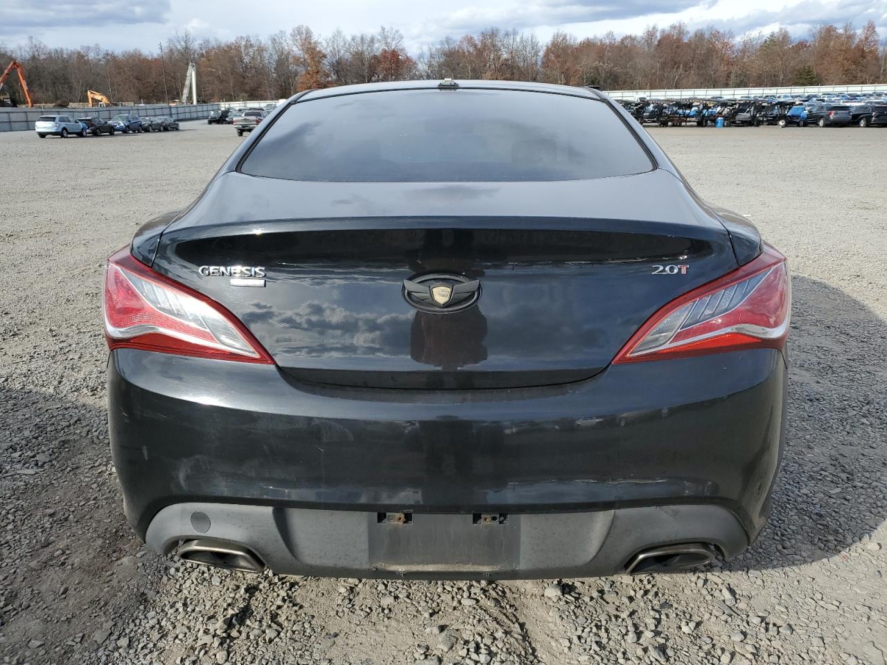 Hyundai Genesis 2.0t Premium