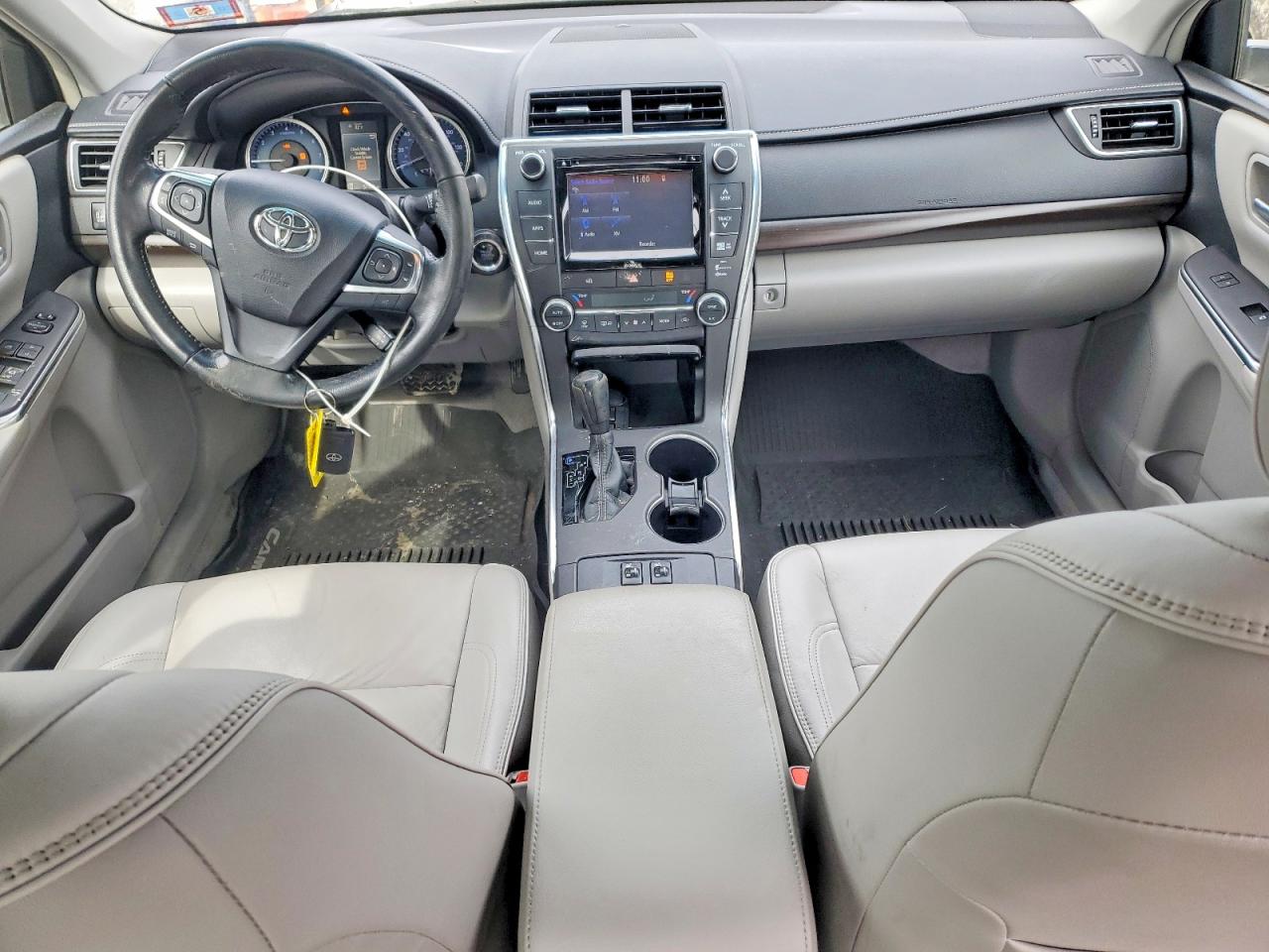 Toyota Camry Xle