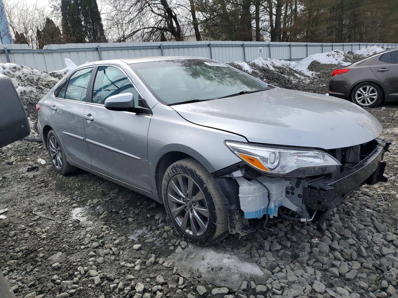 Toyota Camry Xle