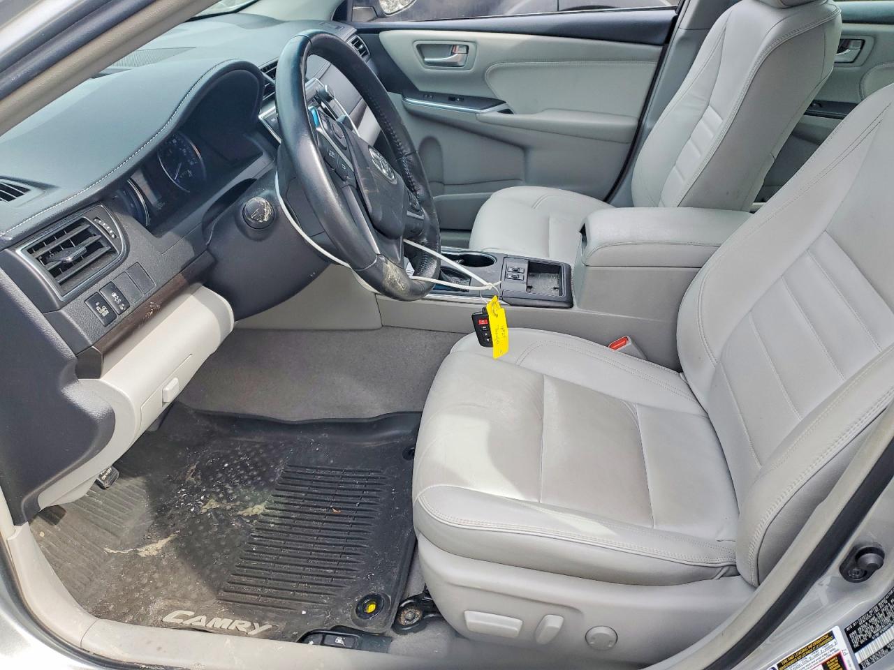 Toyota Camry Xle