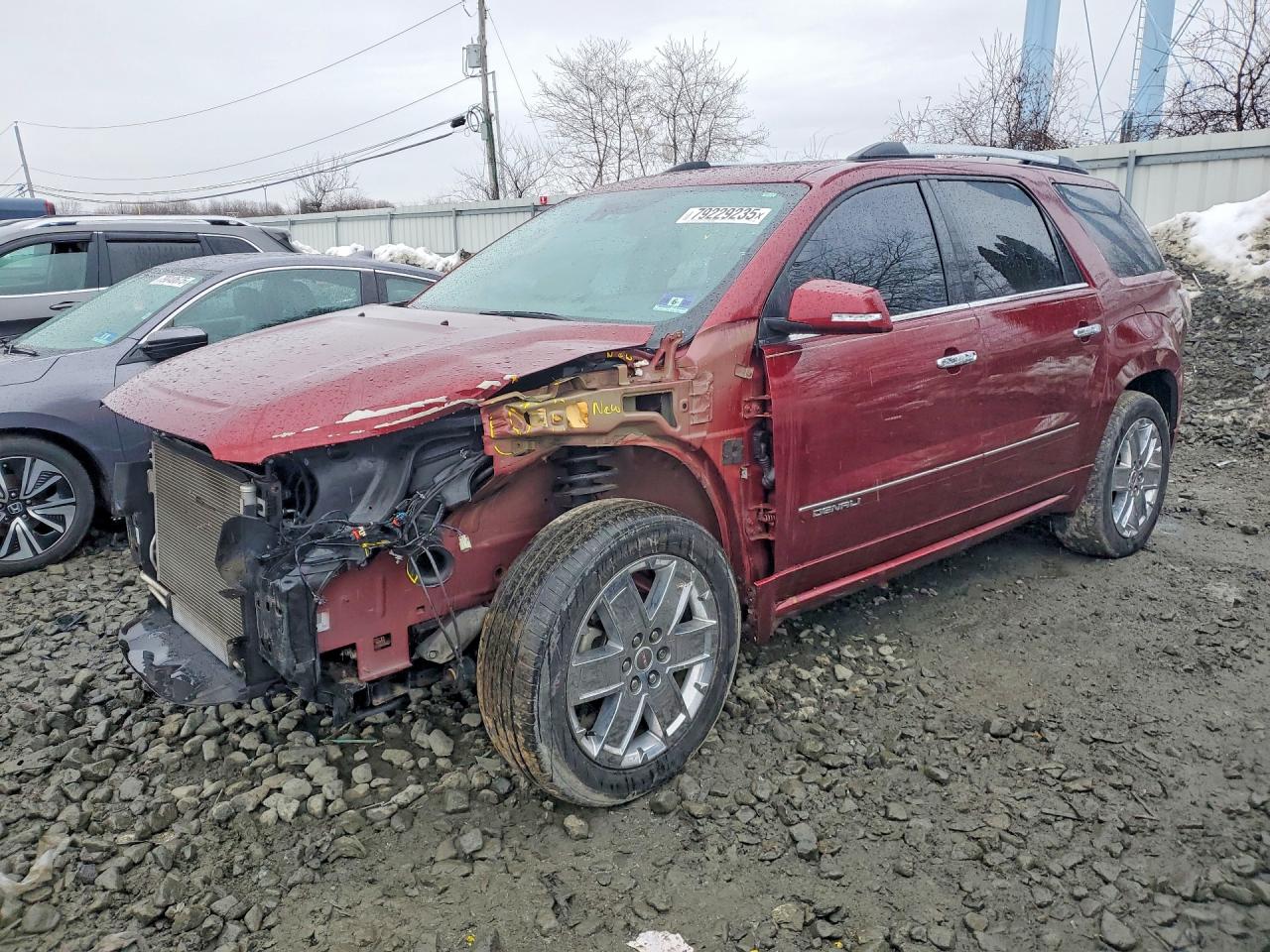 Salvage GMC Acadia Image