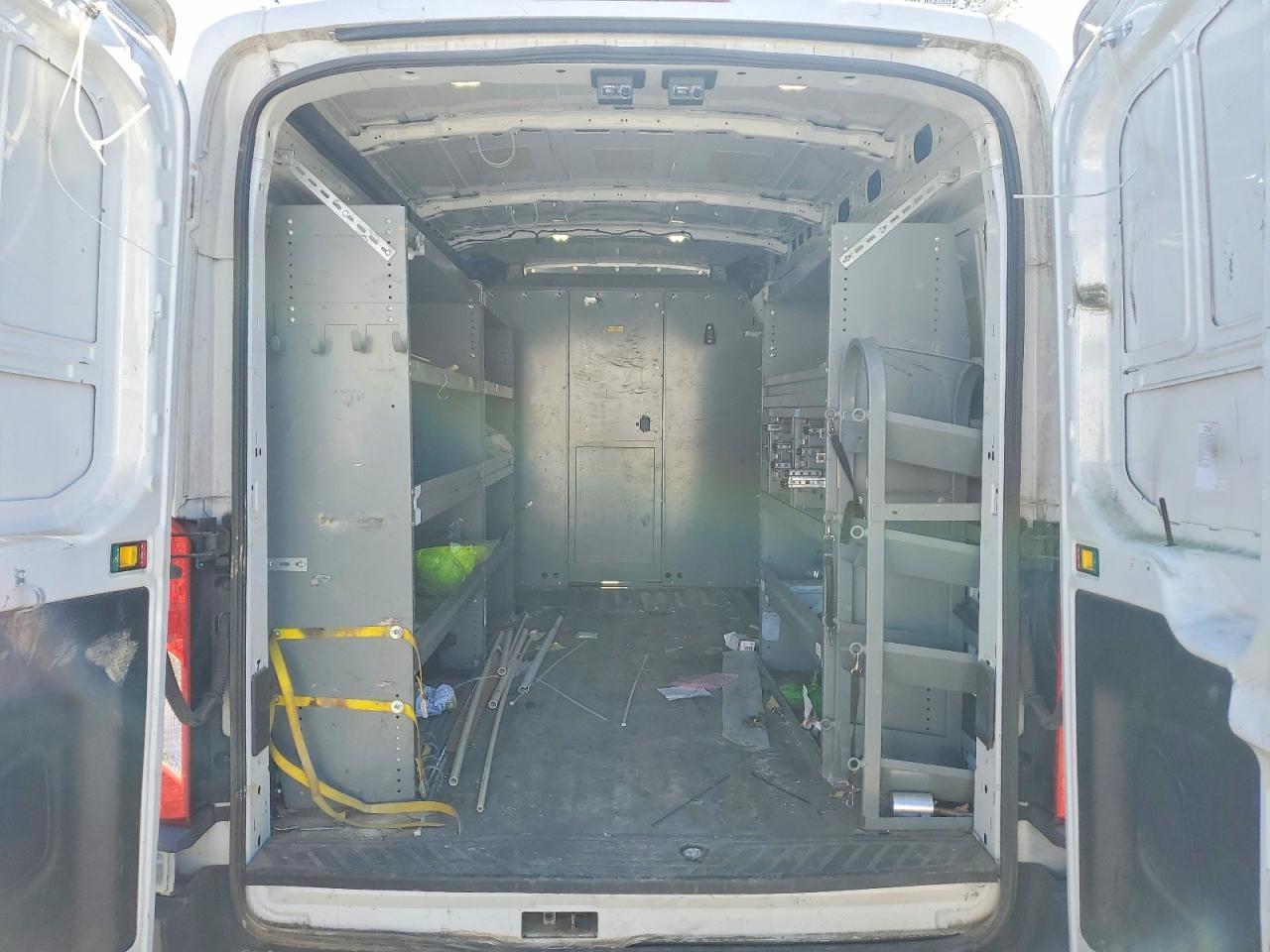 Ford Transit T-250