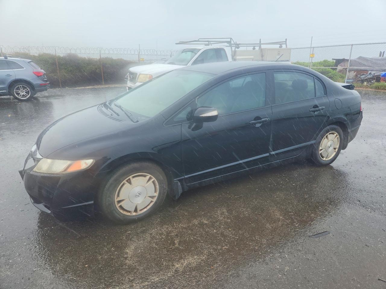 Salvage Honda Civic Image