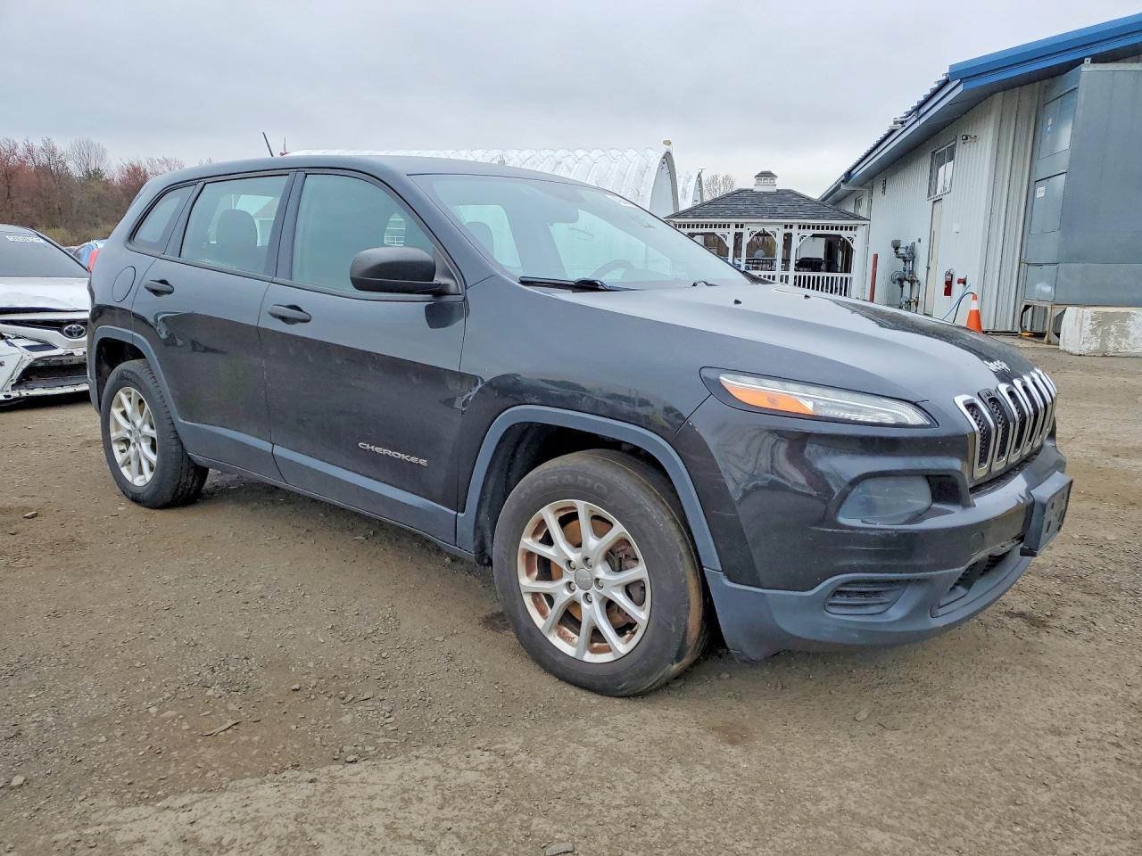 Jeep Cherokee Sport