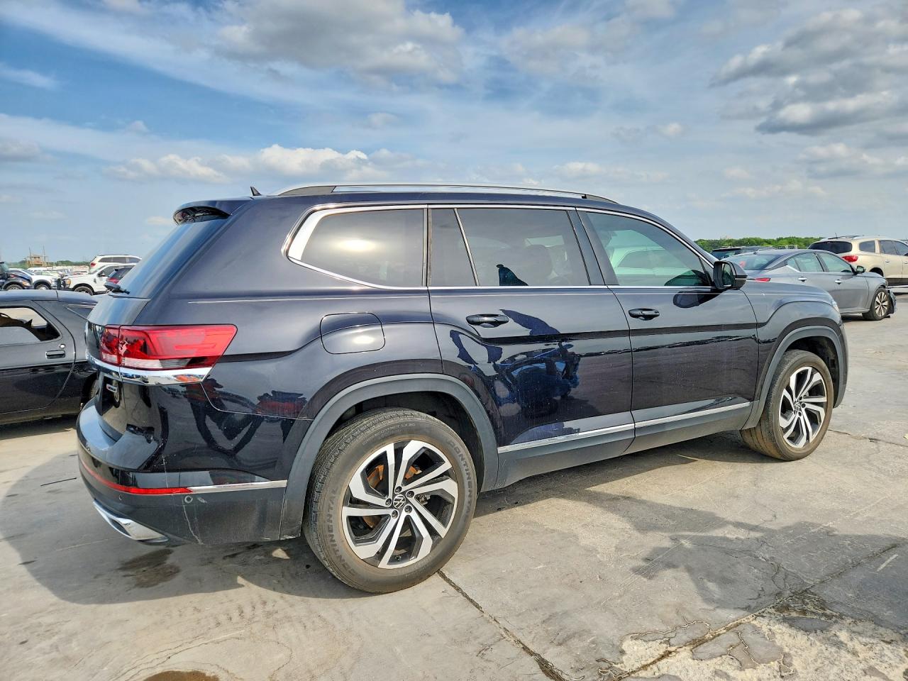 Volkswagen Atlas Sel R-line