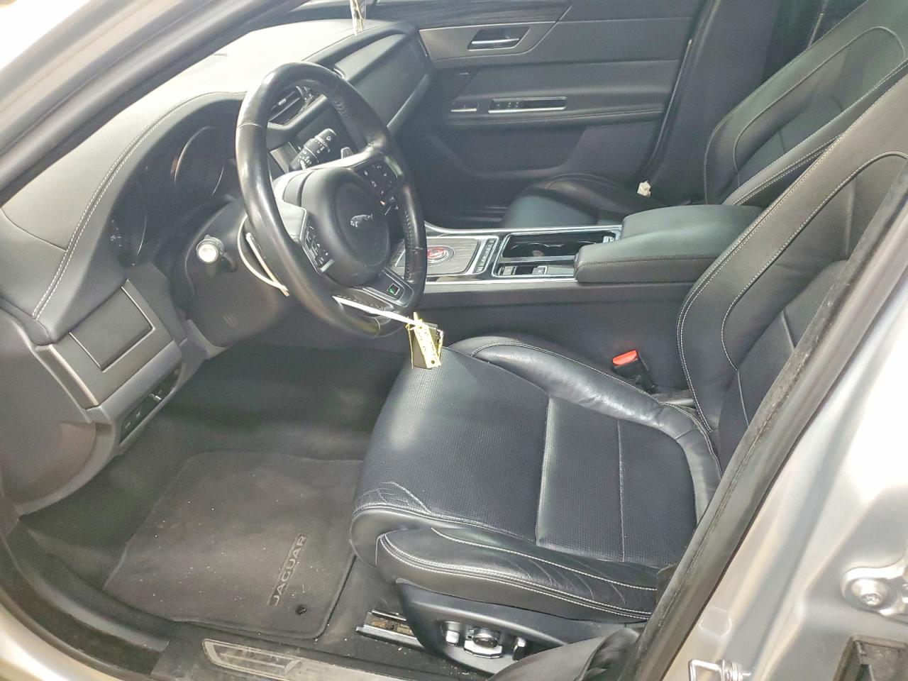 Jaguar XF S