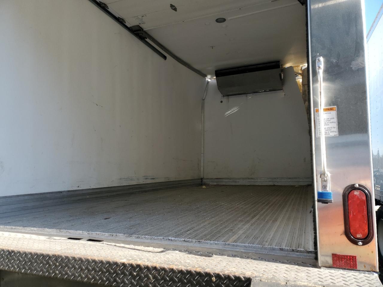 Freigliner Em2 106 Medium Duty