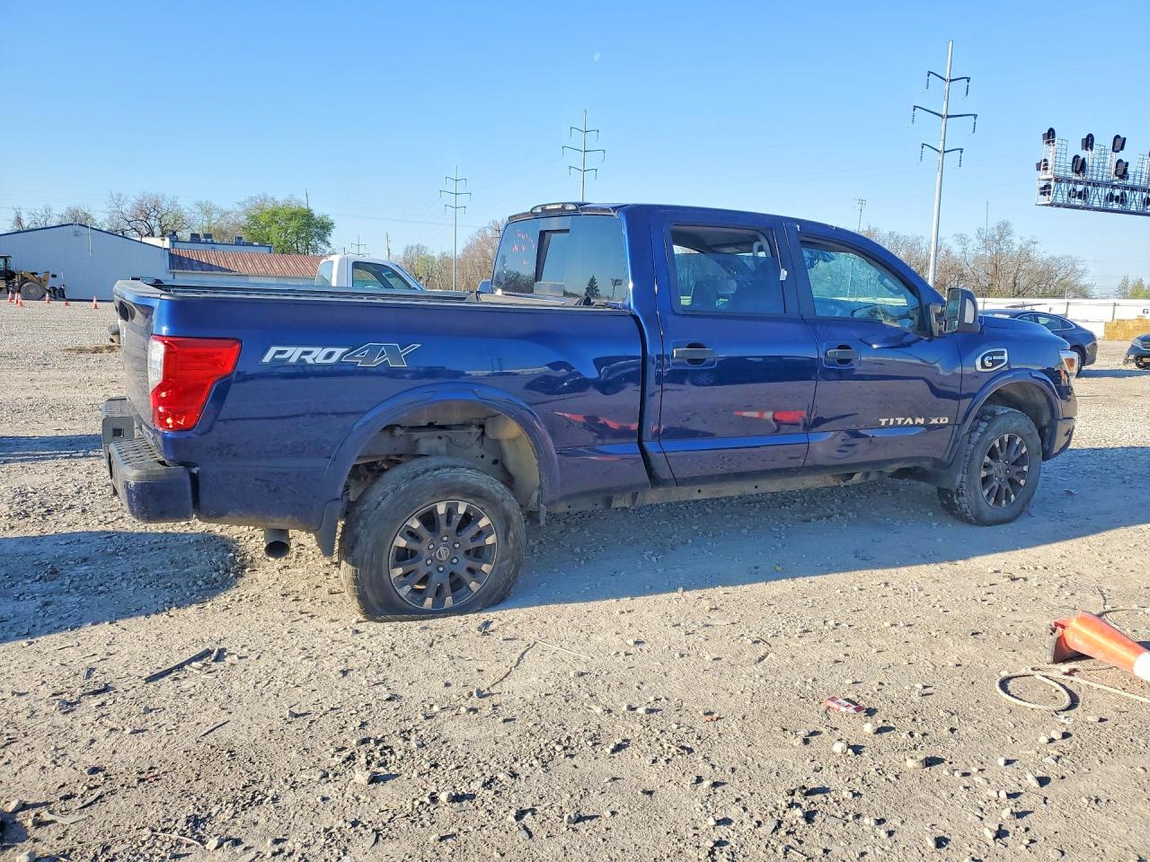 Nissan Titan S