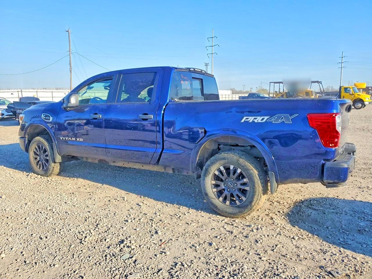 Nissan Titan S
