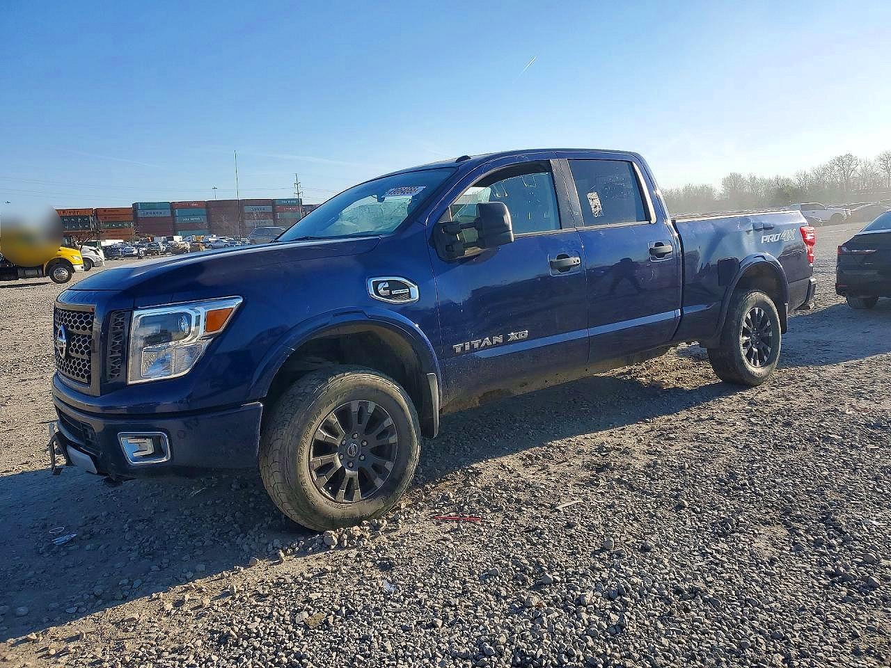 Salvage Nissan Titan Image