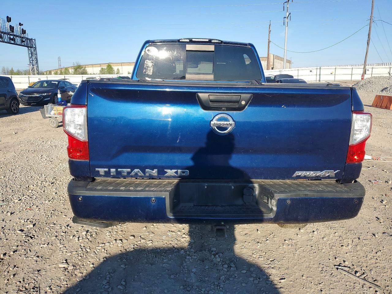 Nissan Titan S