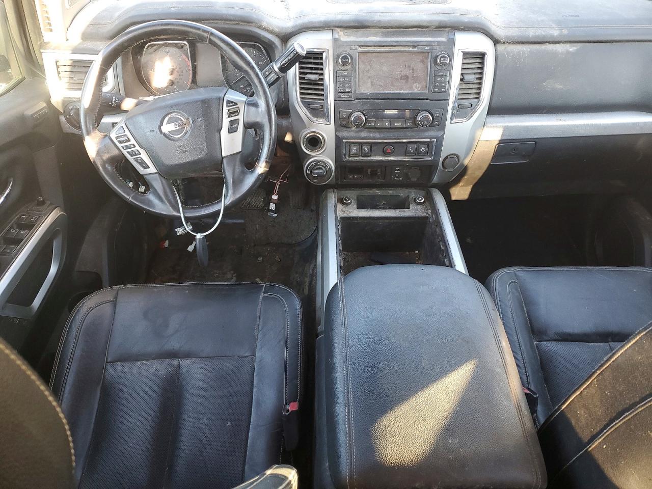 Nissan Titan S
