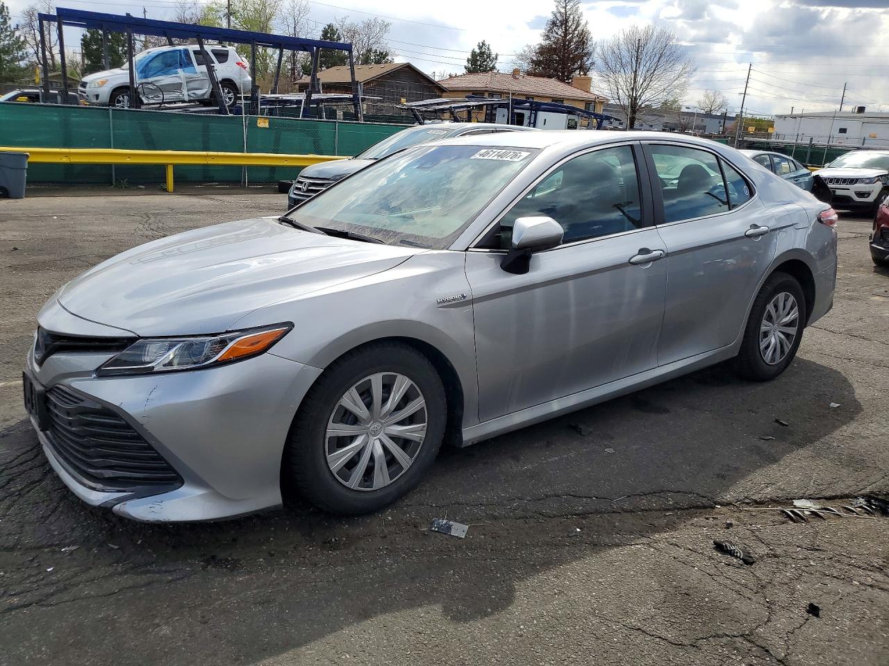 Salvage Toyota Camry Image