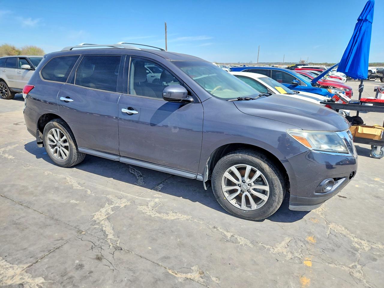 Nissan Pathfinder S