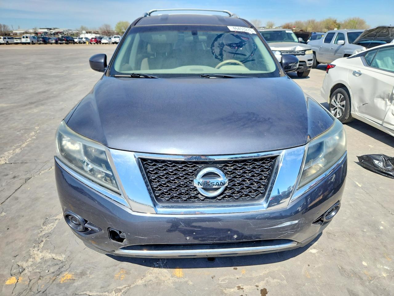 Nissan Pathfinder S