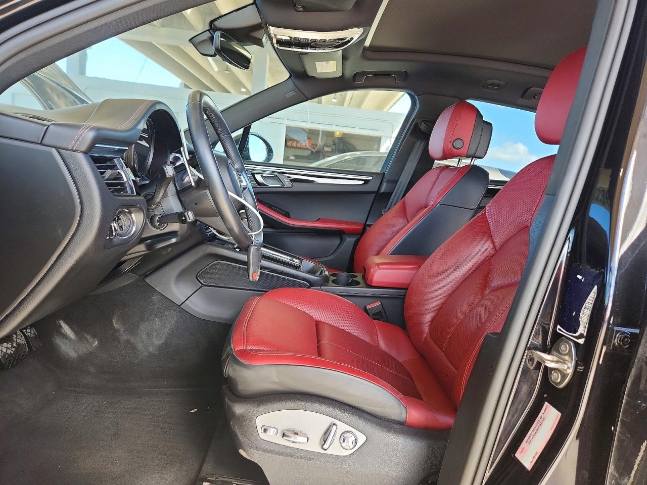 Porsche Macan S