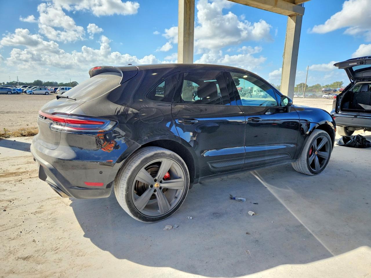 Porsche Macan S