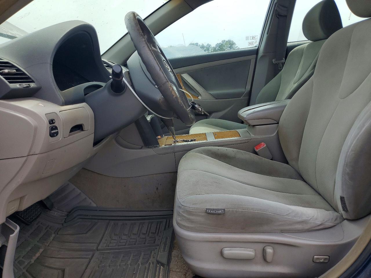 Toyota Camry Xle