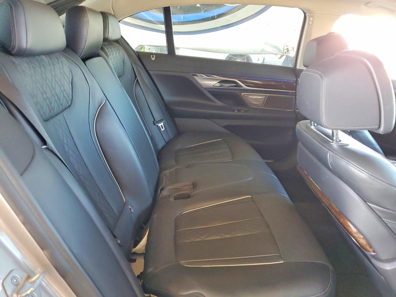BMW 7 Series Xi