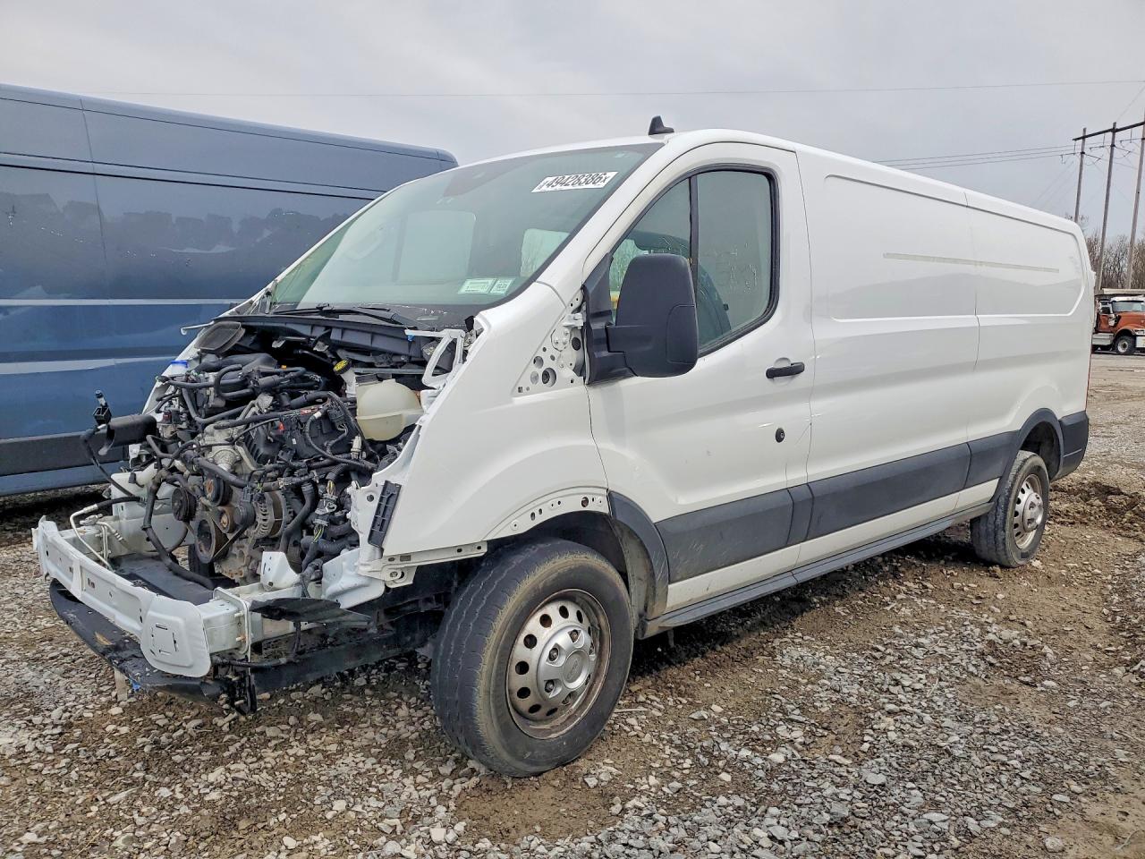 Salvage Ford Transit Image