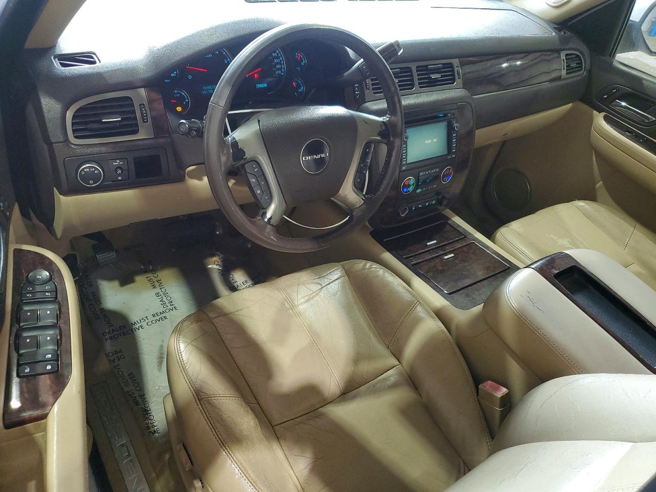 GMC Yukon Denali