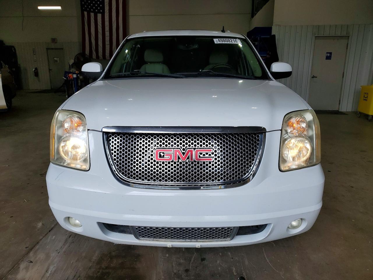 GMC Yukon Denali