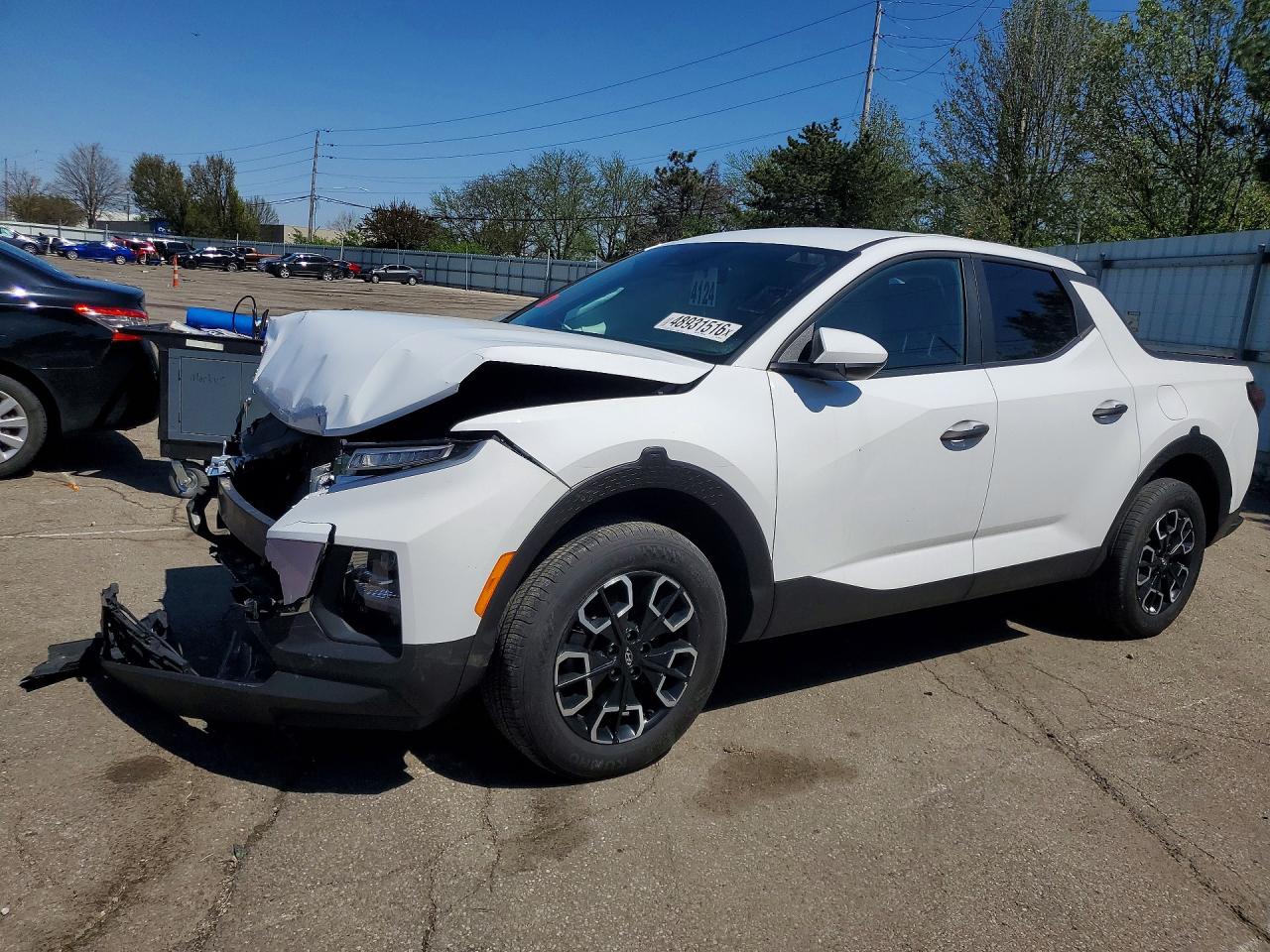Salvage Hyundai SANTA CRUZ Image