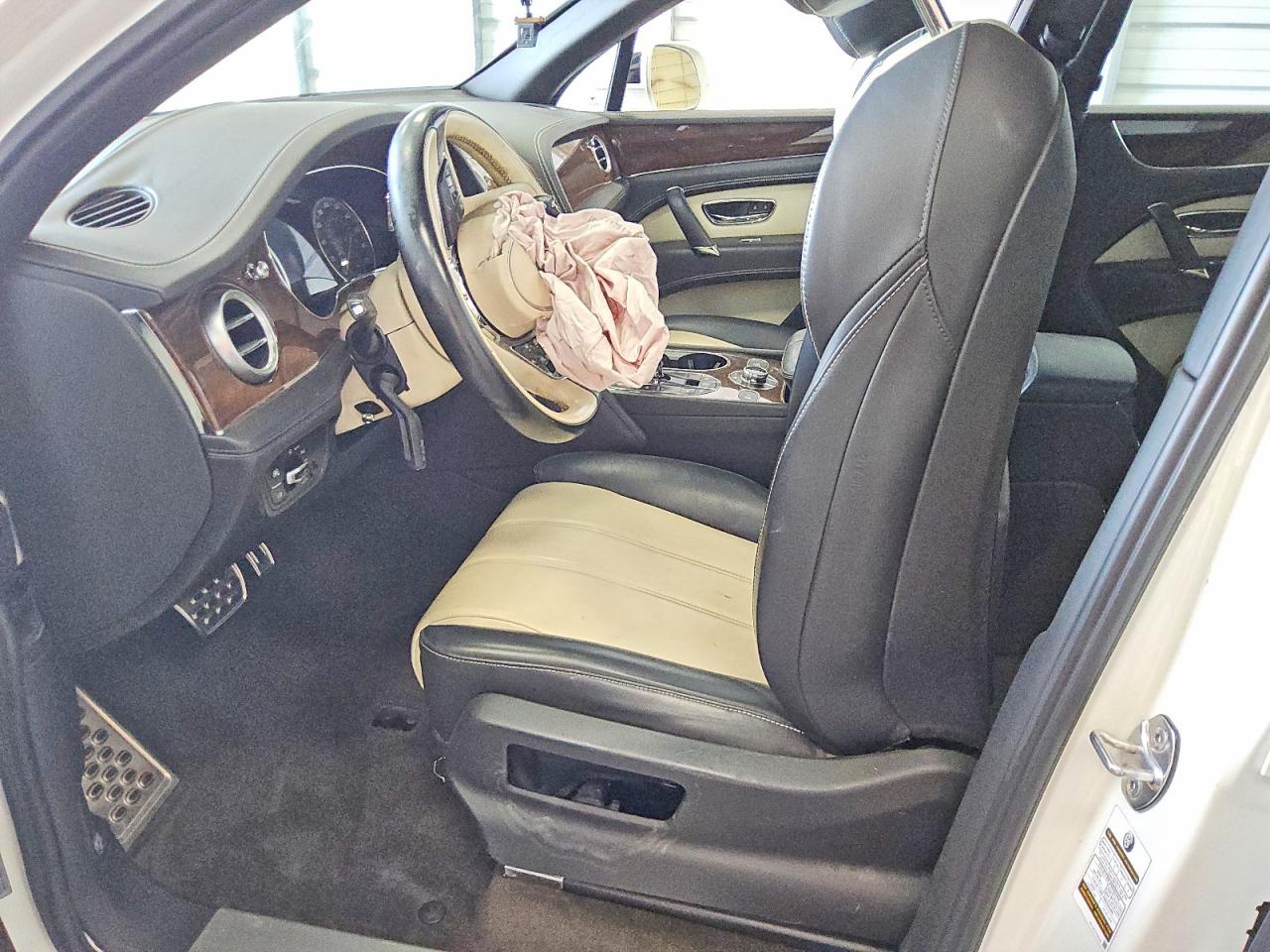 Bently Bentayga