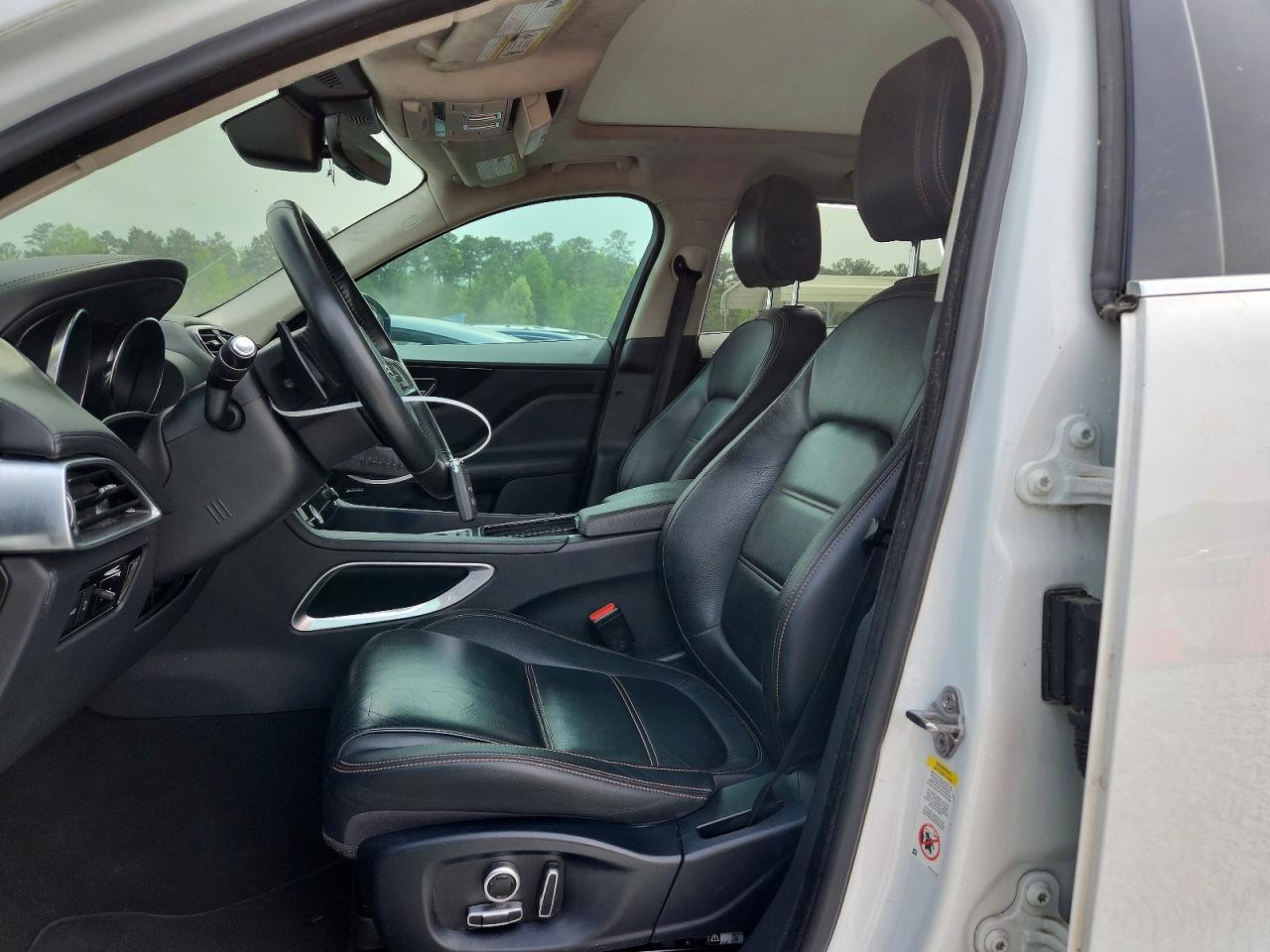 Jaguar F-PACE Prestige