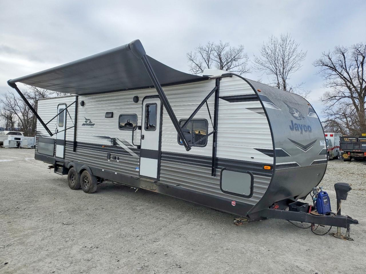 Salvage Jayco Jay Flight Series Image