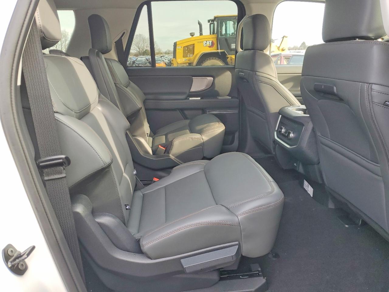 Ford Expedition Max Active
