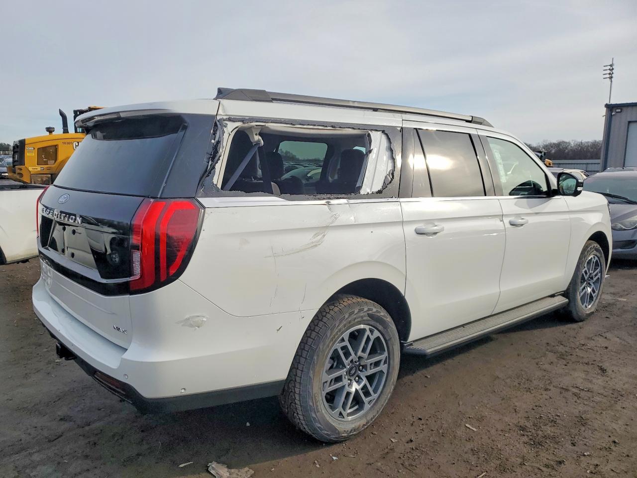 Ford Expedition Max Active