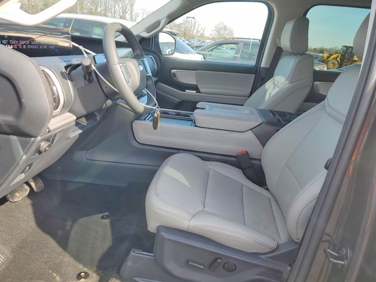Ford Expedition Max Active