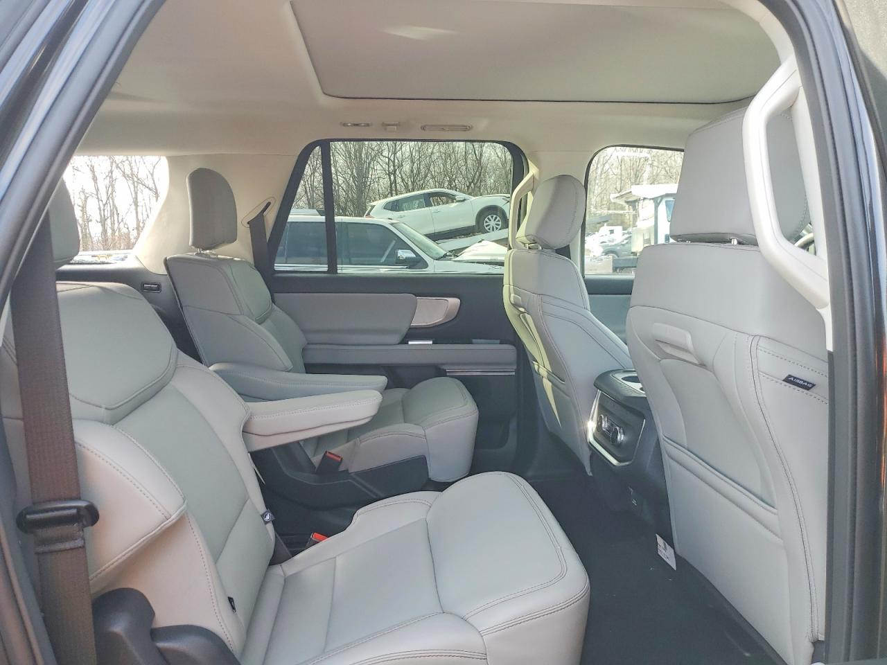 Ford Expedition Max Active