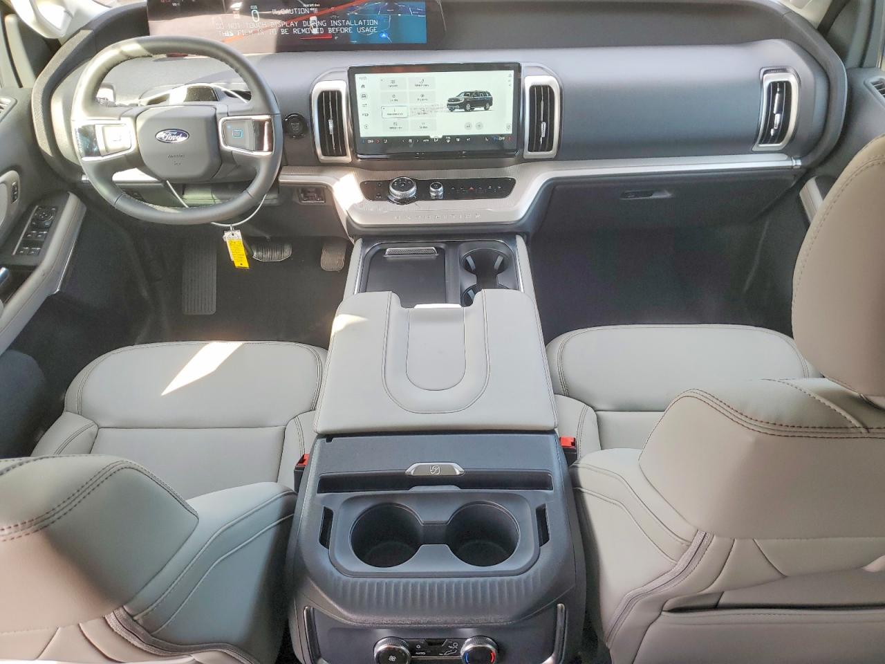 Ford Expedition Max Active