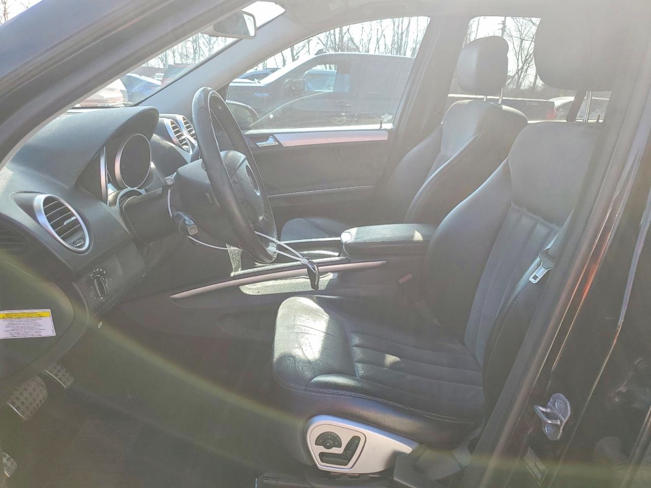 Mercedes-Benz M-Class 350