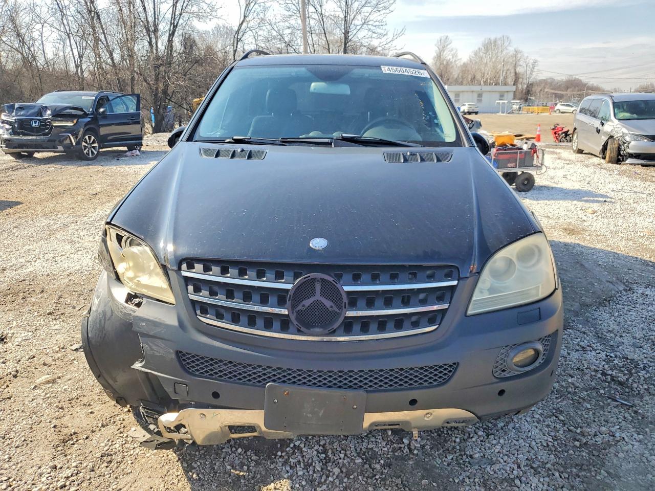 Mercedes-Benz M-Class 350