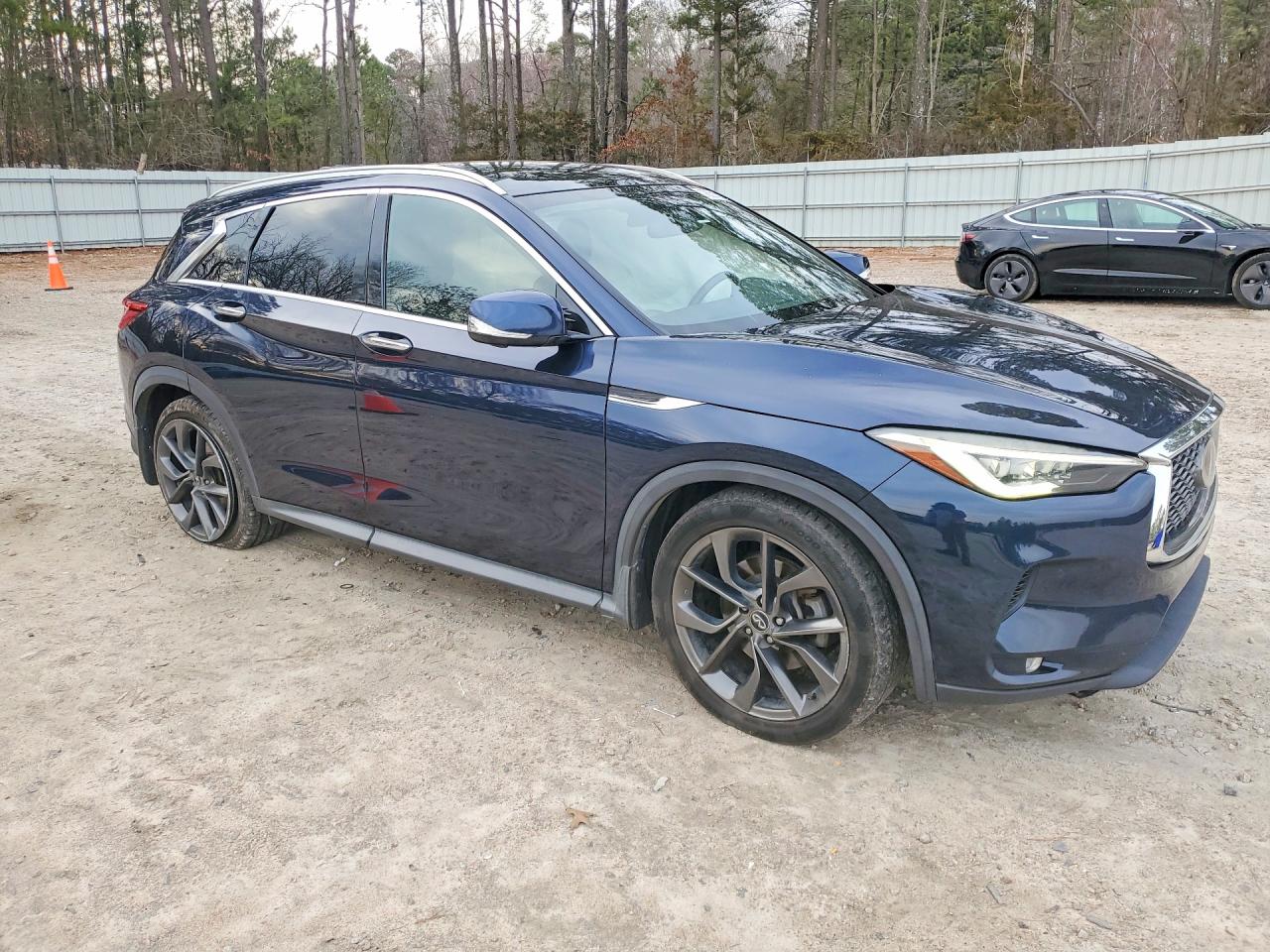 INFINITI Qx Essential